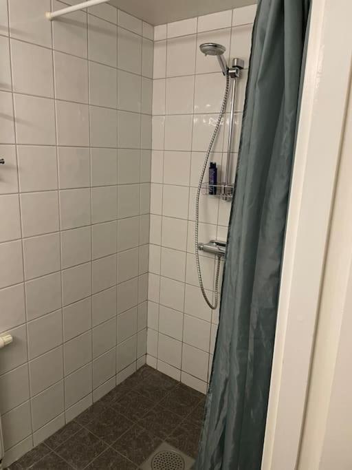 Egen Laegenhet Pa Soedermalm Naera Centrum Sundsvall Eksteriør bilde